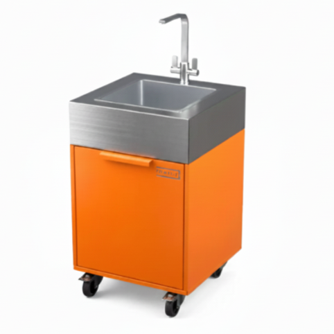 charlie outdoor plumbed sink