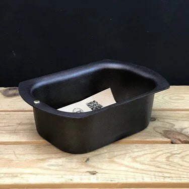 netherton foundry black iron 1lb loaf tin