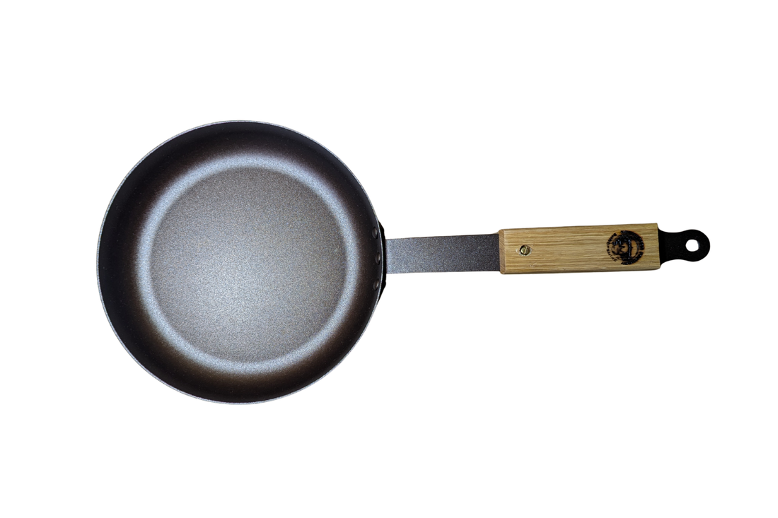 Netherton Foundry | 9" Chef's Pan | Spun Iron