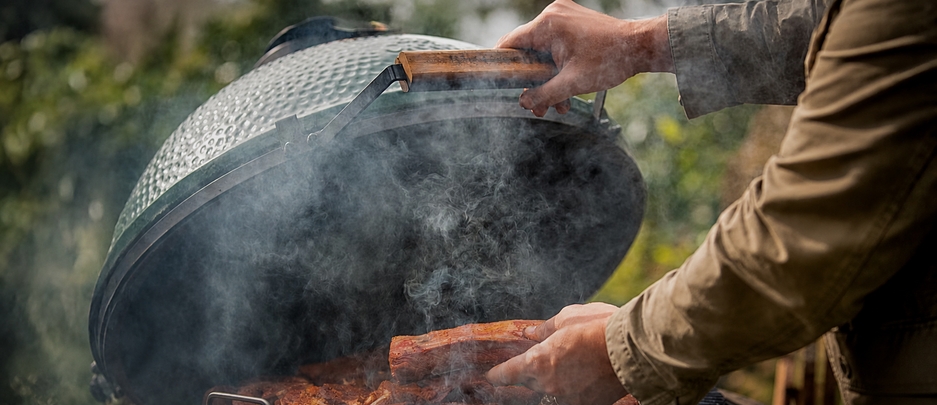 big green egg bbq cooking