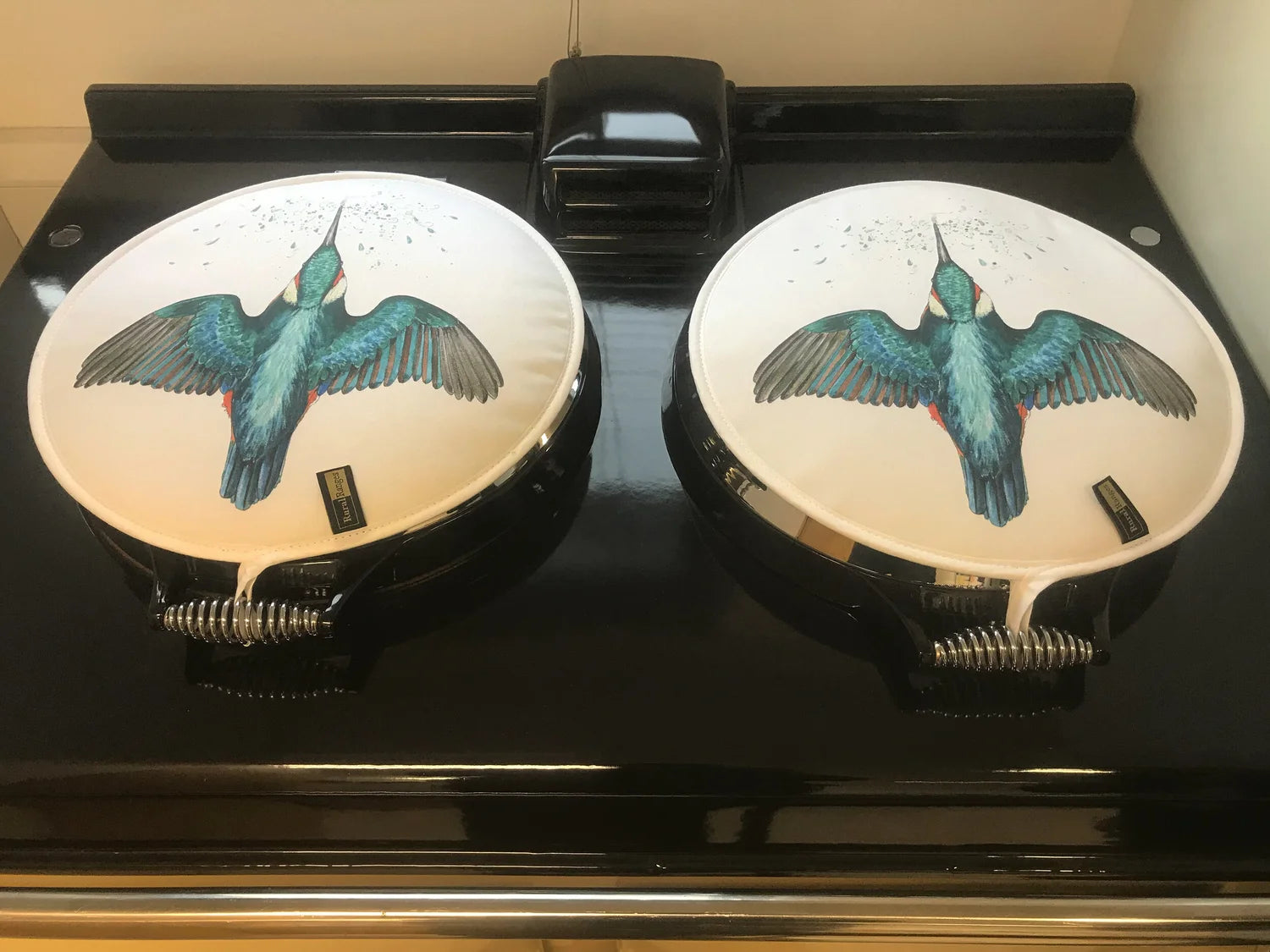 white kingfisher hob covers on black aga