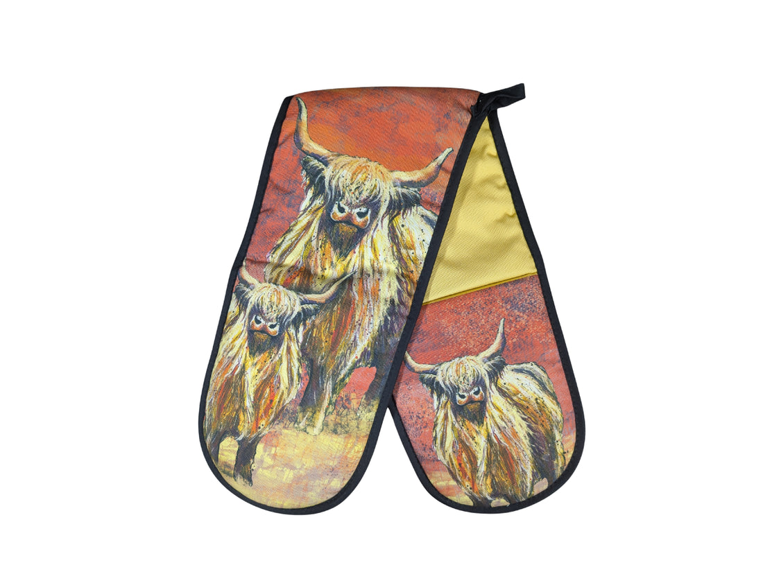 Dollyhotdogs Cow Oven Gloves
